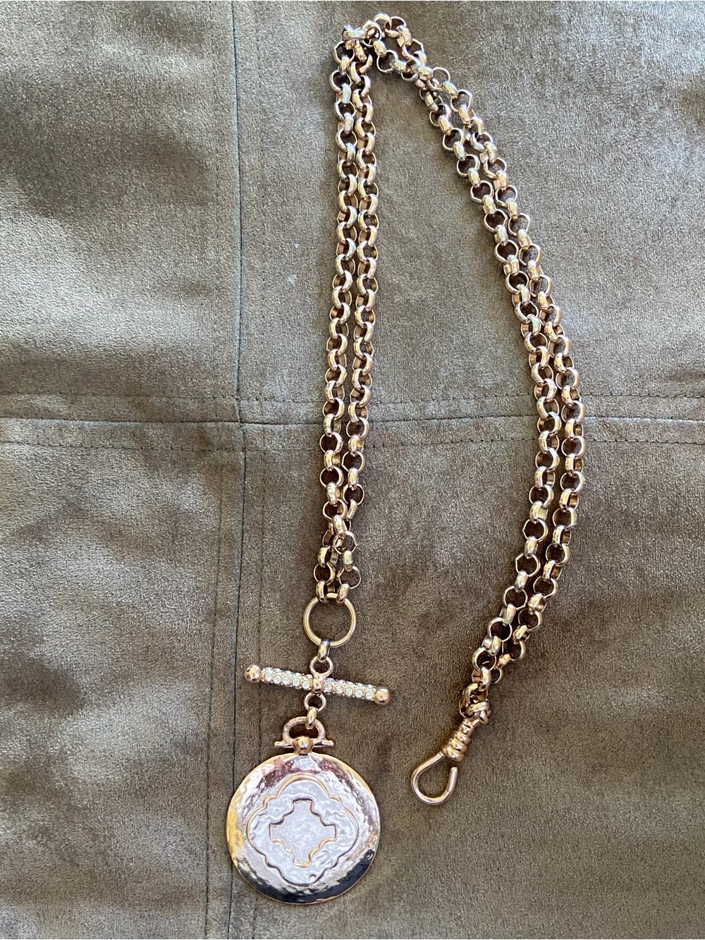 Chico’s ROSE Gold-Tone Layered Chain Necklace with Round Pendant and Crystals